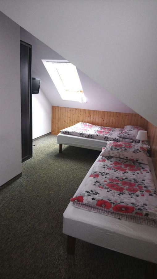 Pokoje Goscinne Straznica Jarosławiec Kamer foto